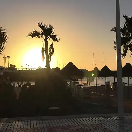 El Bobo Beach- Deluxe 2 Bedroom Appartement Playa Feñabe