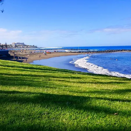 El Bobo Beach- Deluxe 2 Bedroom Appartement Playa Feñabe